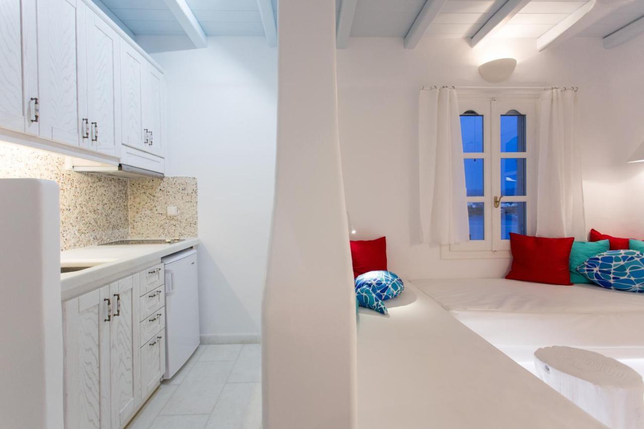 Naxian Riviera Exclusive Seafront Suites, Junior Suite Agios Prokopios (Naxos) Exterior foto